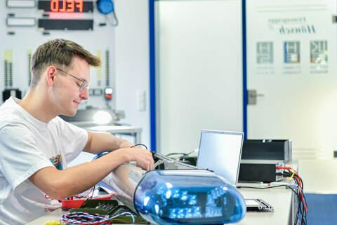 WIRTSCHAFTSINFORMATIK UND NACHHALTIGE IT (B. SC.) (m/w/d)