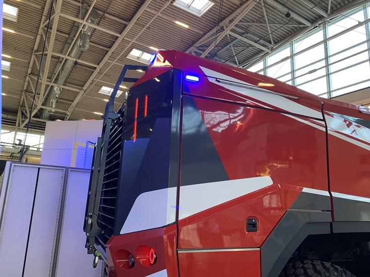 flugfeldlöschfahrzeug-heck